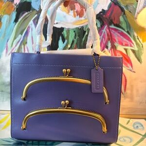 Sold Authentic Collectible COACH Cashin 22 Carry Double Kisslock Tote C9811